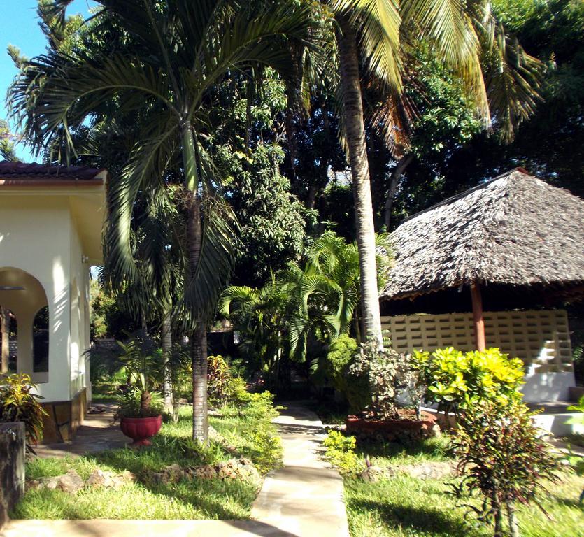 Jamboland-Diani Diani Beach Exterior foto
